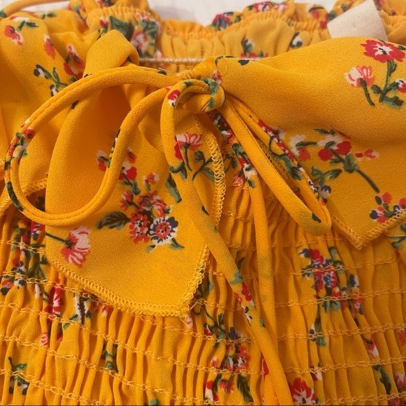 Hello Miss Crop Top Size S - Picture 2 of 5